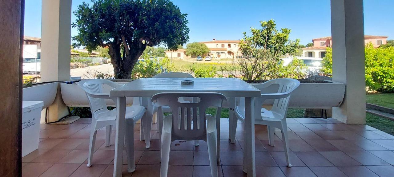 Centro Residenziale Le Canne San Teodoro  Bagian luar foto