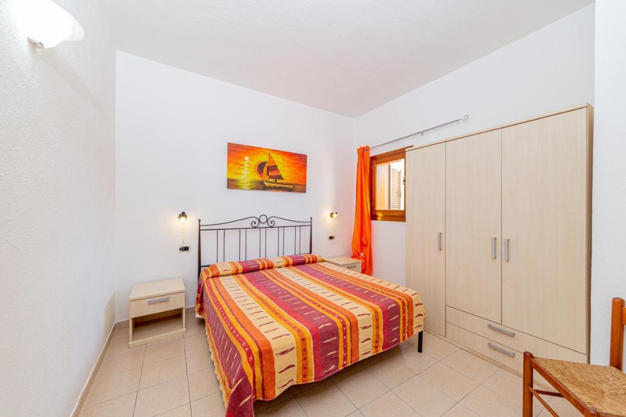 Centro Residenziale Le Canne San Teodoro  Bagian luar foto