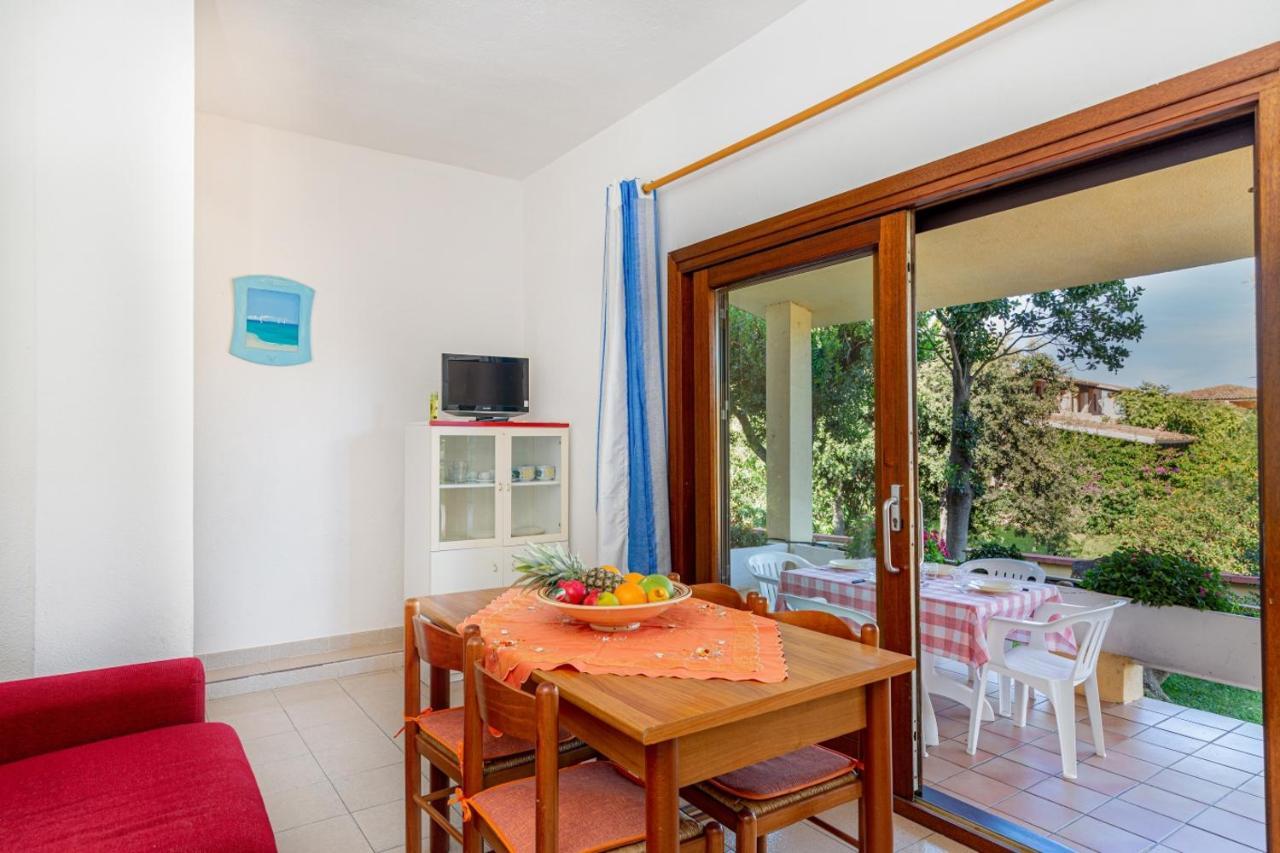Centro Residenziale Le Canne San Teodoro  Bagian luar foto
