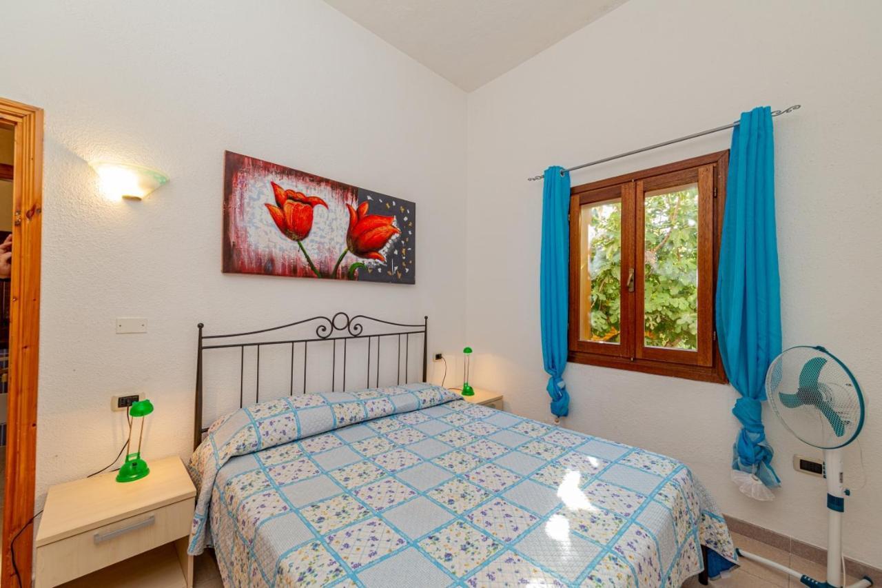Centro Residenziale Le Canne San Teodoro  Bagian luar foto